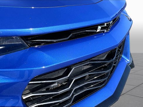 Used 2021 Chevrolet Camaro ZL1 RWD image 29