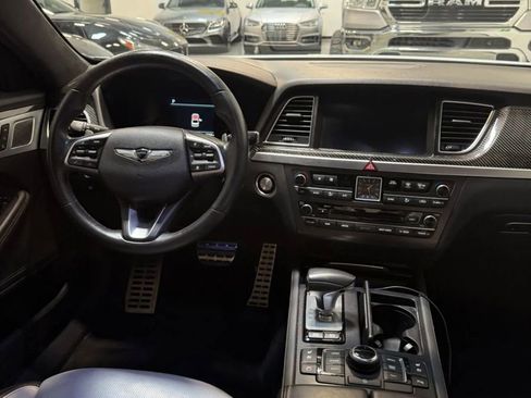 Used 2018 Genesis G80 3.3T Sport RWD image 19