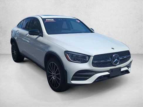 Used 2021 Mercedes-Benz GLC 300 4MATIC Coupe image 3