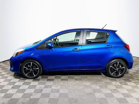 Certified 2015 Toyota Yaris SE image 5