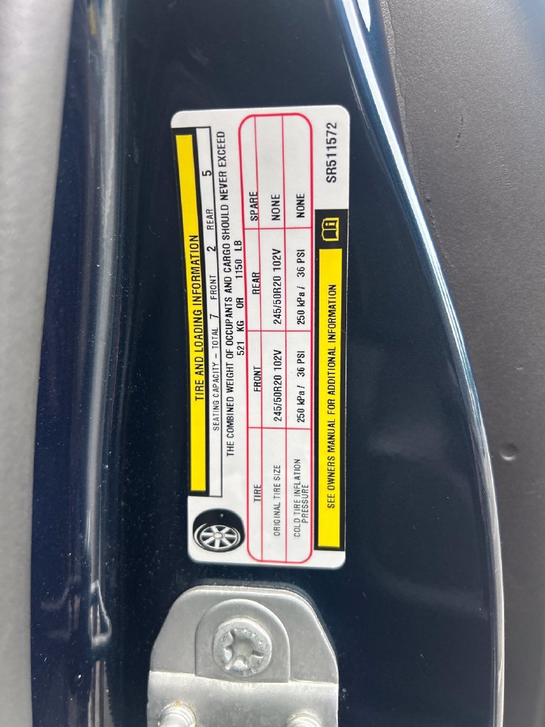 Used 2025 Chrysler Pacifica Limited FWD image 35
