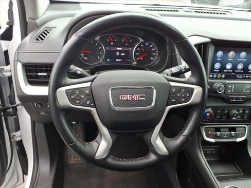 Used 2023 GMC Terrain SLT image 7