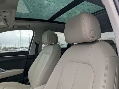 Used 2024 Audi Q3 2.0T Premium image 22