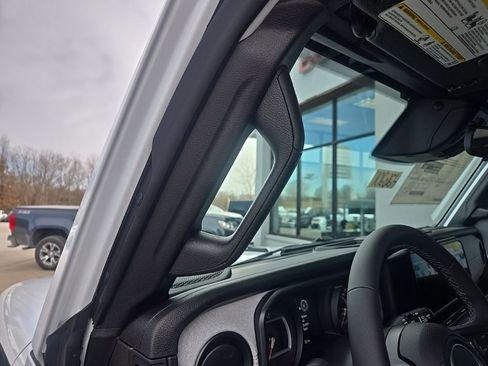New 2026 Jeep Wrangler Unlimited Sport AWD/4WD image 37