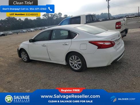 Used 2016 Nissan Altima 2.5 S w/ Power Driver Seat Package FWD image 3