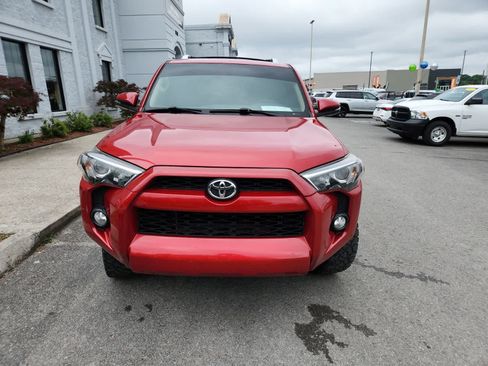 Used 2018 Toyota 4Runner SR5 Premium AWD/4WD image 8