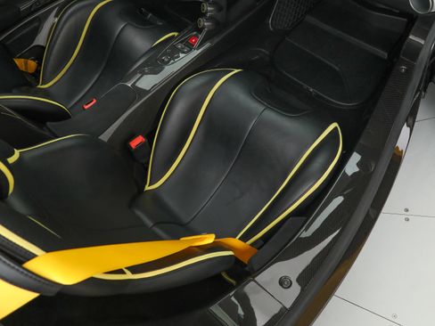 Used 2014 Ferrari LaFerrari image 33