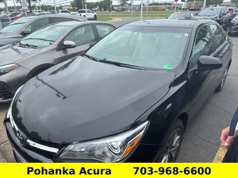 Used 2017 Toyota Camry SE FWD image 5