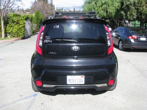 Used 2016 Kia Soul + w/ Tarmac Special Edition image 5