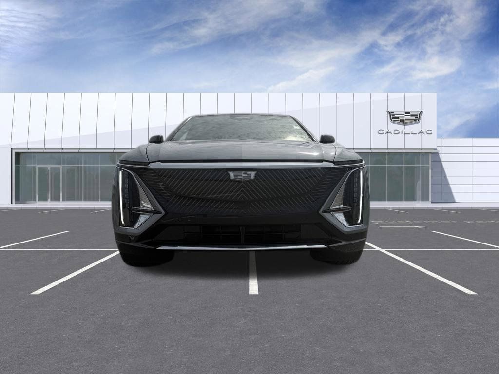 Certified 2024 Cadillac Lyriq Tech w/ LPO, Floor Liner Package AWD/4WD image 7