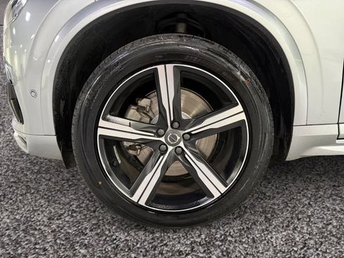 Used 2019 Volvo XC90 T6 R-Design w/ Protection Package Premier image 18