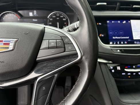 Used 2023 Cadillac XT5 Premium Luxury image 18