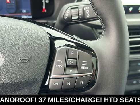 New 2026 Ford Escape SE FWD image 16