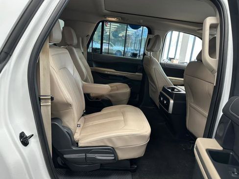Used 2023 Ford Expedition Max Limited image 41
