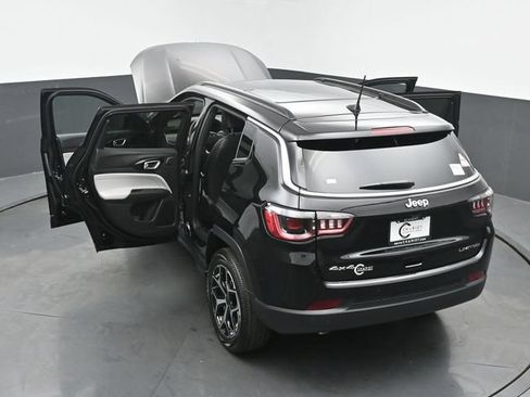 New 2026 Jeep Compass Limited w/ Sun, Sound & Navigation Group AWD/4WD image 67