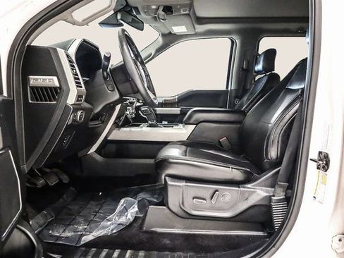 Used 2015 Ford F150 Lariat w/ Equipment Group 502A Luxury image 13