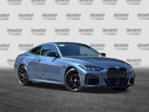 Used 2026 BMW M440i Coupe w/ Premium Package RWD image 2