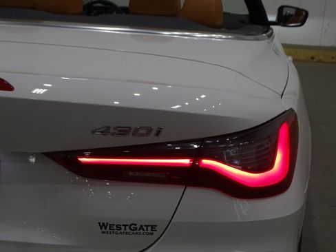 Used 2024 BMW 430i Convertible w/ Convenience Package image 49