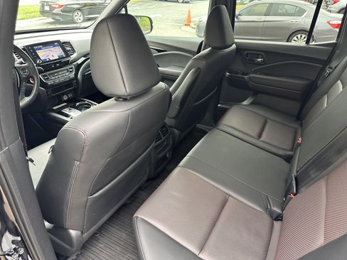Used 2023 Honda Ridgeline Black Edition image 34