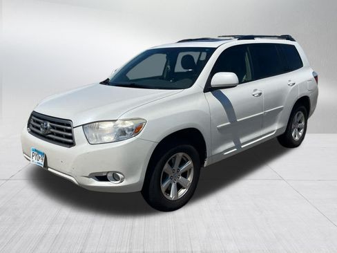 Used 2010 Toyota Highlander SE AWD/4WD image 2