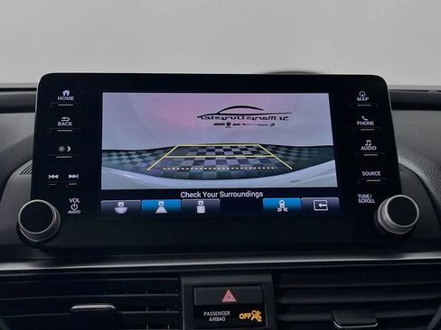 Used 2020 Honda Accord Touring image 15
