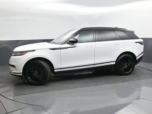 Used 2025 Land Rover Range Rover Velar S image 2