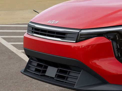 New 2025 Kia K4 LXS image 12