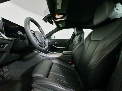 Used 2025 BMW 330i Sedan RWD image 13