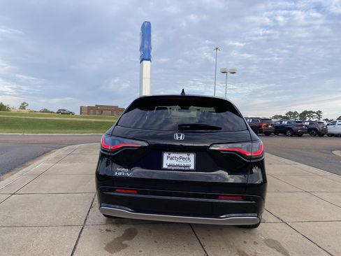 New 2026 Honda HR-V EX-L image 9