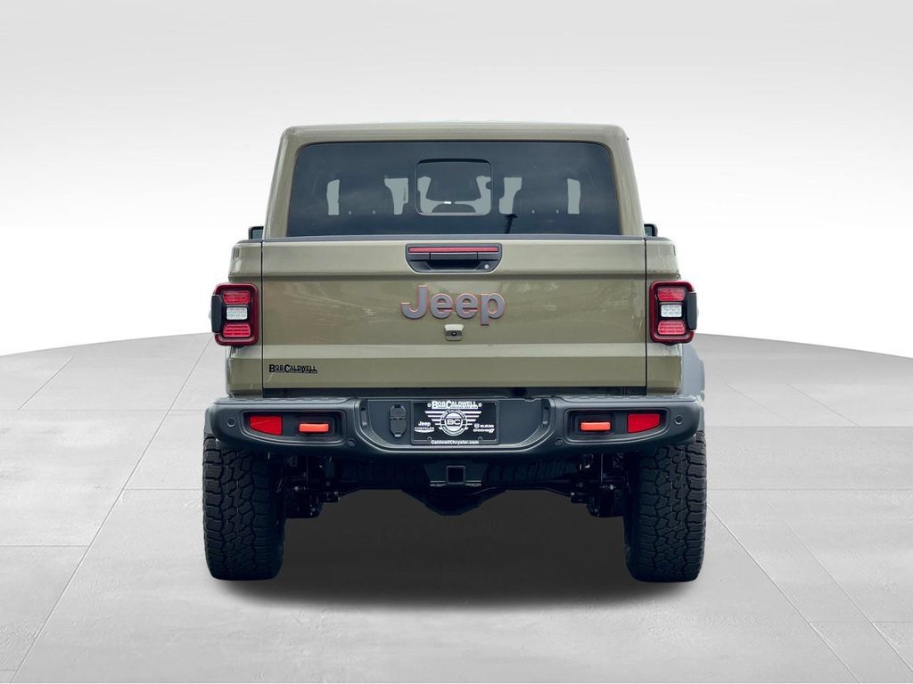 New 2026 Jeep Gladiator Mojave w/ Steel Bumper Group AWD/4WD image 6