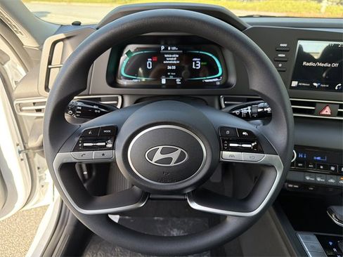 New 2026 Hyundai Elantra Blue image 23