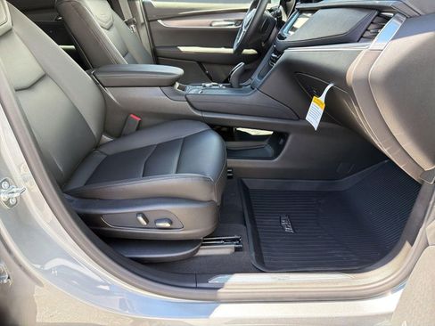 New 2026 Cadillac XT5 Luxury w/ LPO, Floor Liner Package AWD/4WD image 29