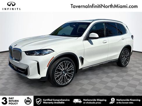 Used 2024 BMW X5 xDrive40i w/ Premium Package AWD/4WD image 1