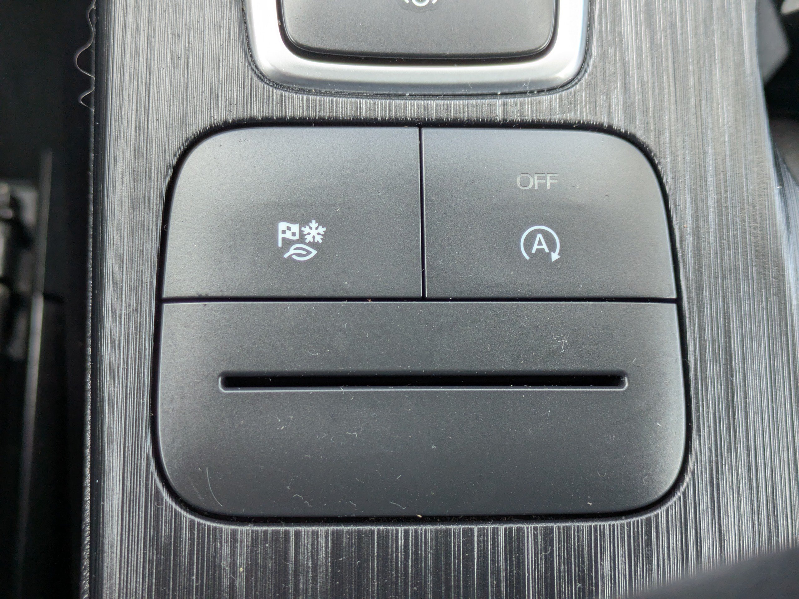 Used 2022 Ford Escape SE w/ SE Sport Appearance Package FWD image 30