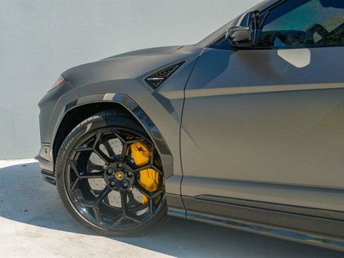 Used 2024 Lamborghini Urus Performante image 46
