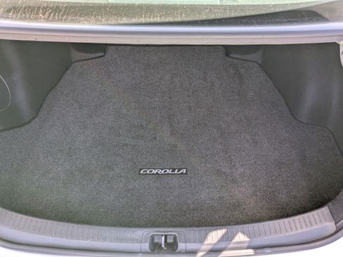 Used 2020 Toyota Corolla SE image 17