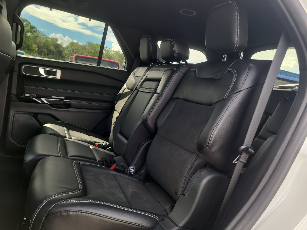 Certified 2023 Ford Explorer ST w/ ST Street Pack RWD image 11