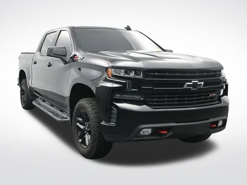Used 2019 Chevrolet Silverado 1500 LT Trail Boss AWD/4WD image 3