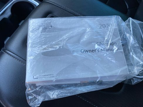 Used 2020 Chevrolet Silverado 1500 High Country w/ Technology Package image 33