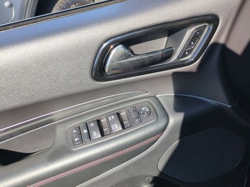 Used 2025 Dodge Durango GT AWD/4WD image 24