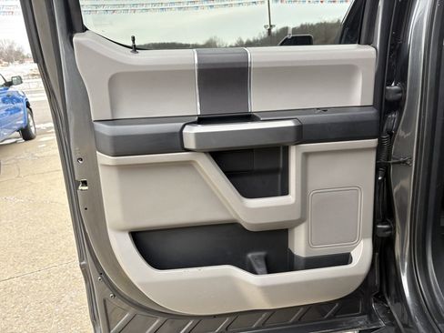 Used 2019 Ford F150 XLT image 19