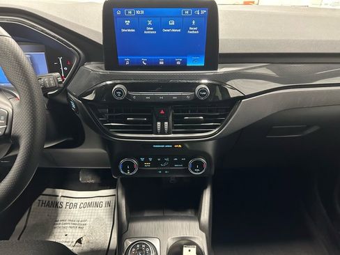 Used 2025 Ford Escape ST-Line image 24