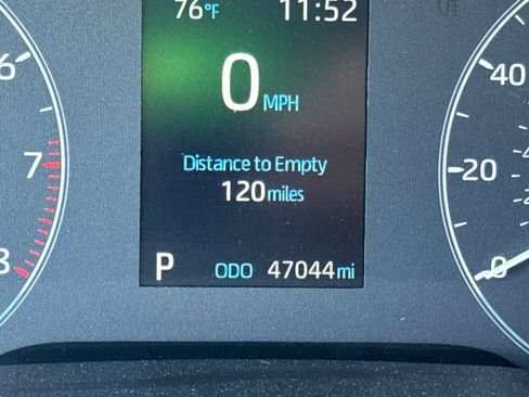 Certified 2023 Toyota Corolla SE w/ SE Premium Package image 3