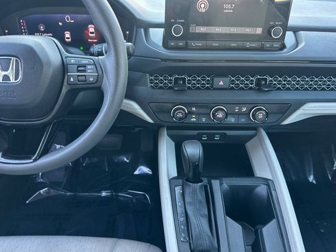 Certified 2023 Honda Accord LX image 28