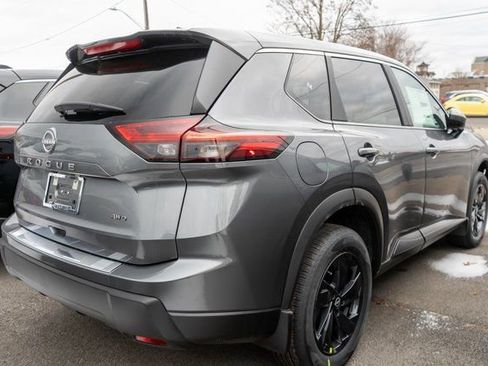 New 2026 Nissan Rogue SV image 4
