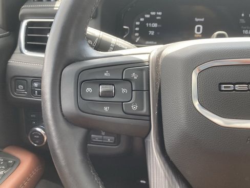 Used 2023 GMC Yukon Denali Ultimate image 14