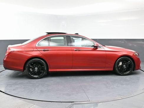 Used 2020 Mercedes-Benz E 350 4MATIC Sedan w/ Premium Package image 10
