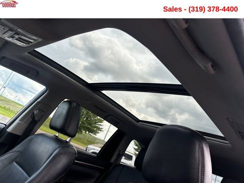 Used 2016 Toyota Highlander Limited AWD/4WD image 18