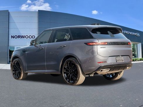 New 2026 Land Rover Range Rover Sport Dynamic SE image 6