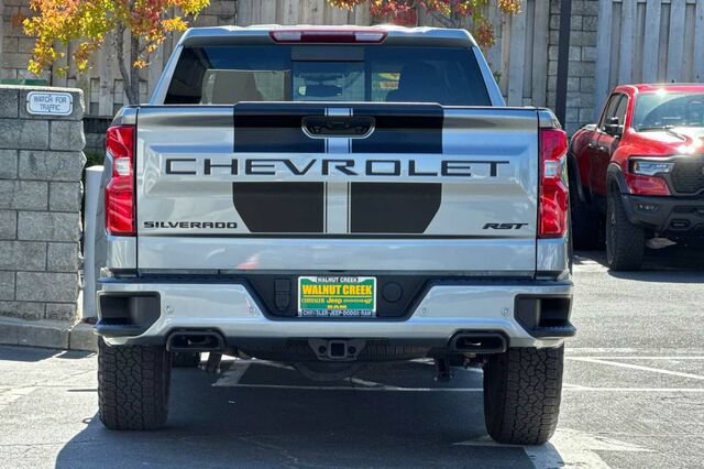 Used 2024 Chevrolet Silverado 1500 RST w/ Rally Edition AWD/4WD image 5